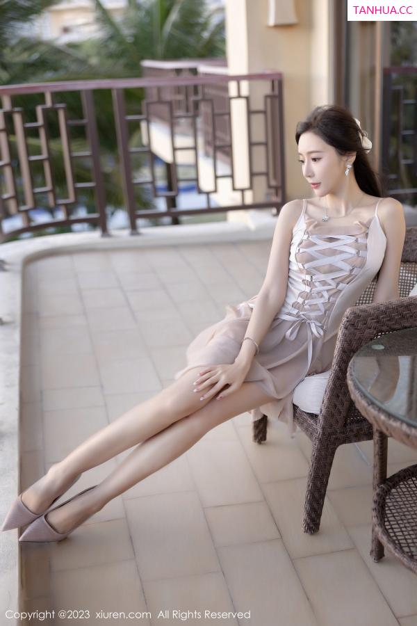 王馨瑶  [XiuRen]高清写真图 2023.04.14 No.6581 王馨瑶yanni 美腿外拍第15张图片